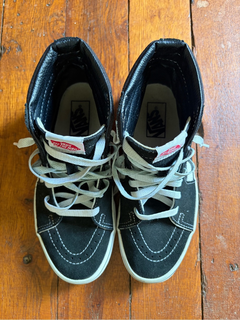 Vans Women’s/Mens Black and White High-Top Skate Sneakers